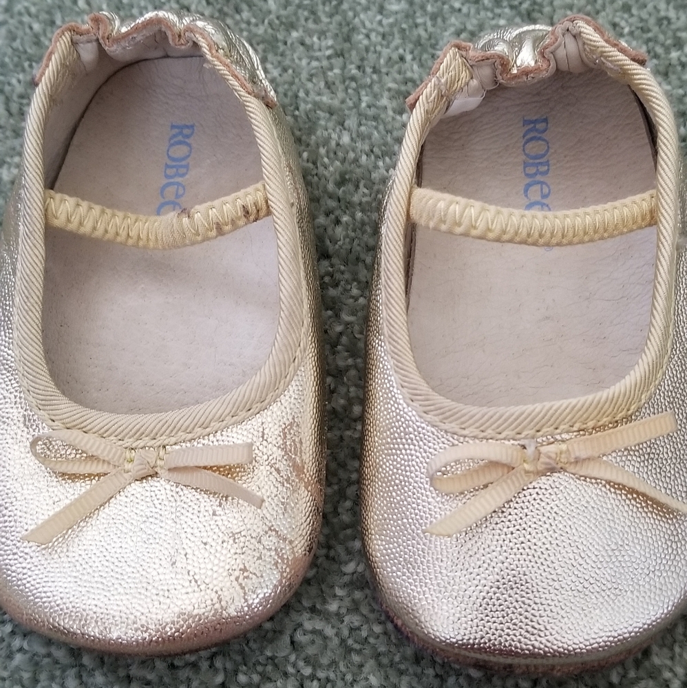 Robeez baby shoes (9-12) months
